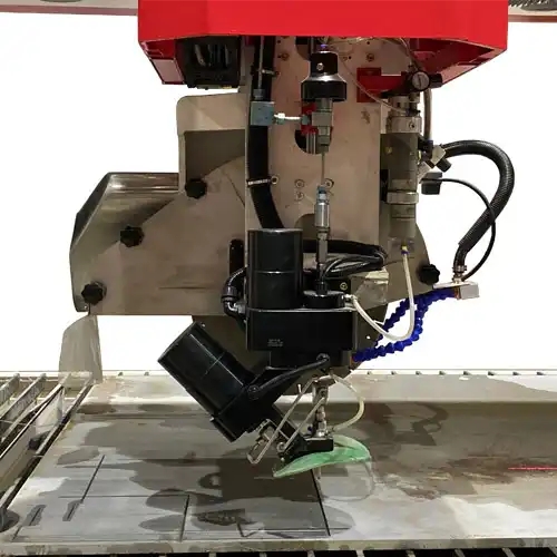 5 ציר CNC Sawjet Machine